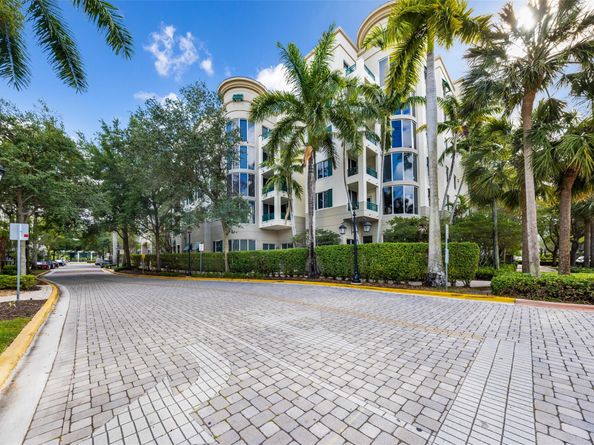 510 NW 84th Ave 420, Plantation FL 33324