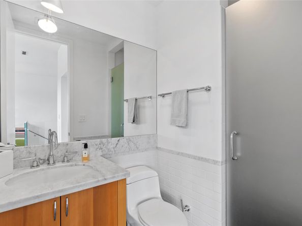 6001 Laguna Path S, Miami Beach FL 33141