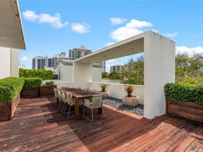 6001 Laguna Path S, Miami Beach FL 33141