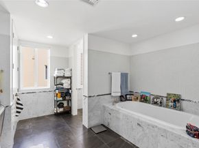 6001 Laguna Path S, Miami Beach FL 33141