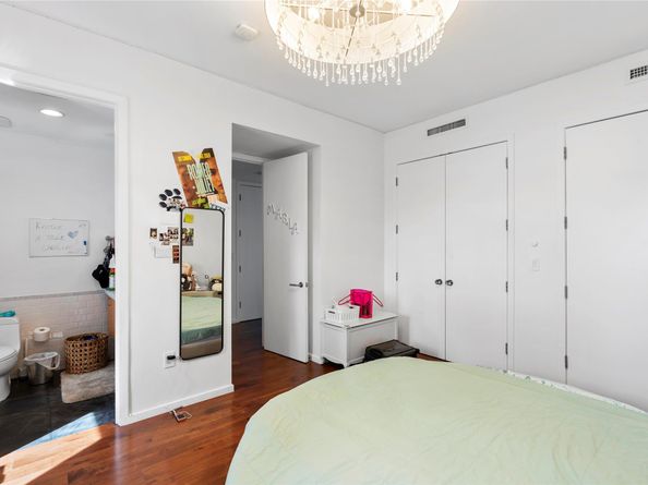 6001 Laguna Path S, Miami Beach FL 33141