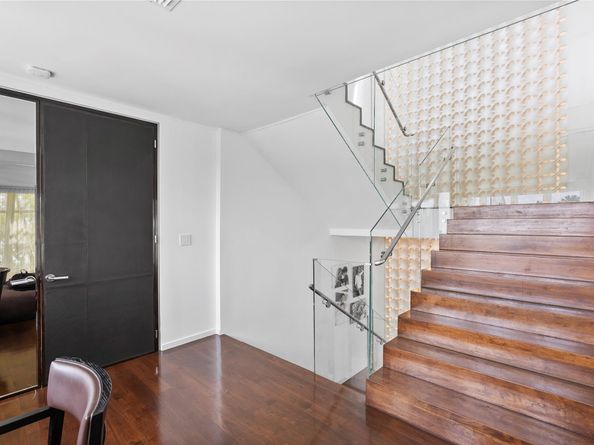 6001 Laguna Path S, Miami Beach FL 33141