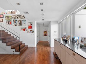 6001 Laguna Path S, Miami Beach FL 33141