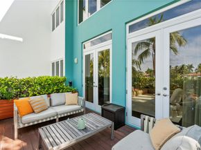 6001 Laguna Path S, Miami Beach FL 33141