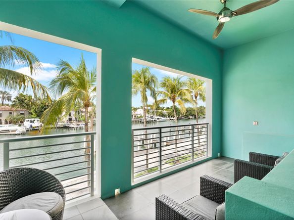 6001 Laguna Path S, Miami Beach FL 33141
