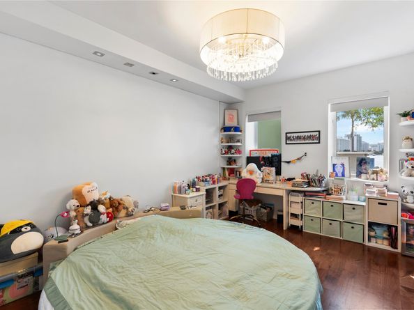 6001 Laguna Path S, Miami Beach FL 33141
