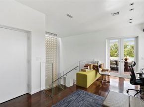 6001 Laguna Path S, Miami Beach FL 33141