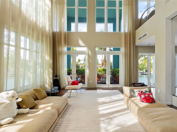 6001 Laguna Path S, Miami Beach FL 33141