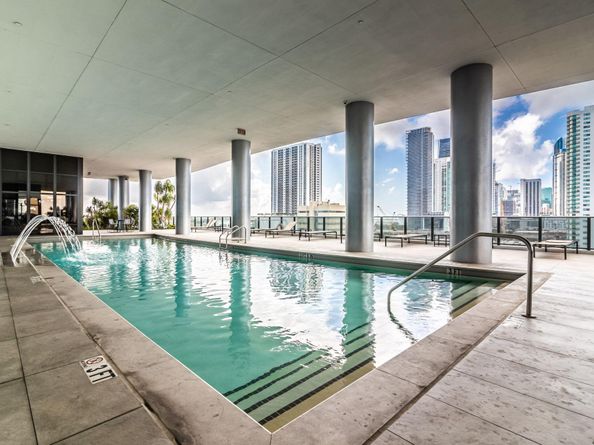 1600 NE 1st  Ave 1014, Miami FL 33132