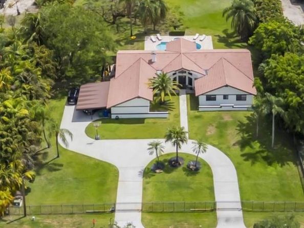 4600 SW 164th Terr, Southwest Ranches FL 33331