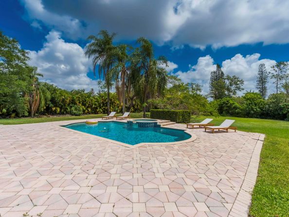 4600 SW 164th Terr, Southwest Ranches FL 33331