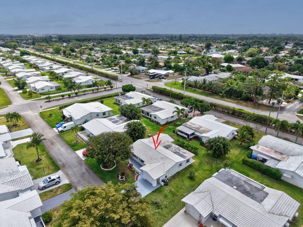 1902 SW 22nd Avenue, Boynton Beach FL 33426
