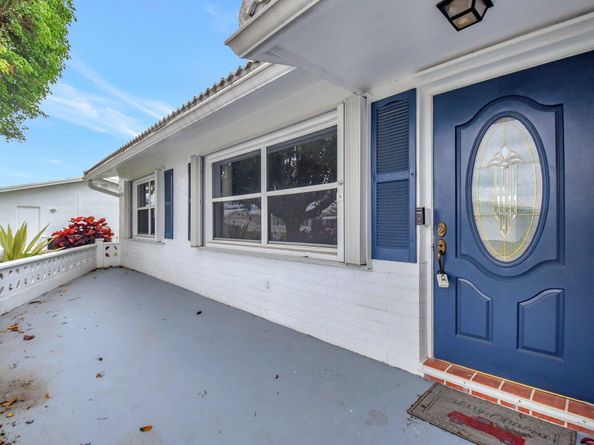 1902 SW 22nd Avenue, Boynton Beach FL 33426