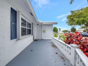 1902 SW 22nd Avenue, Boynton Beach FL 33426