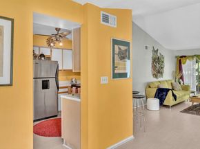 2440 NW 33rd St 1812, Oakland Park FL 33309
