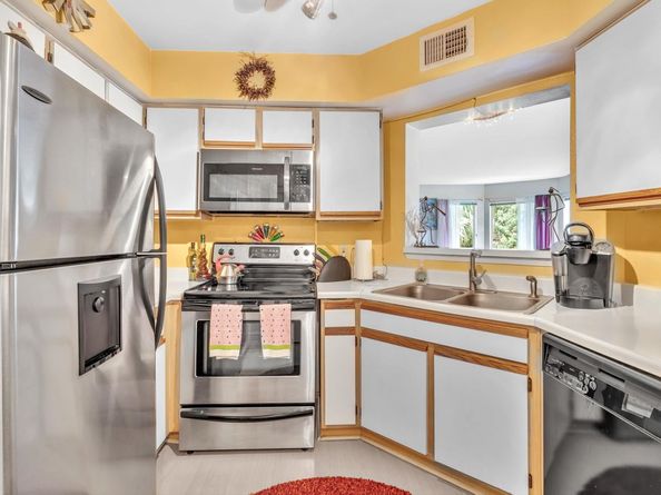 2440 NW 33rd St 1812, Oakland Park FL 33309