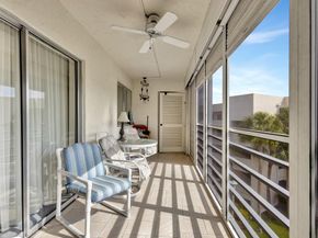 3186 Via Poinciana 409, Lake Worth FL 33467