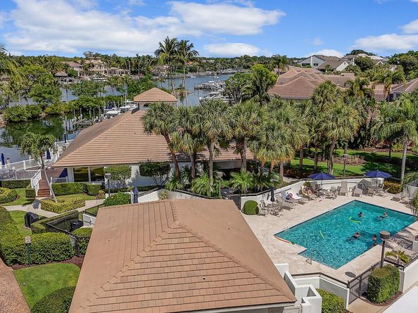 821 Oak Harbour Drive, Juno Beach FL 33408