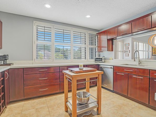 821 Oak Harbour Drive, Juno Beach FL 33408