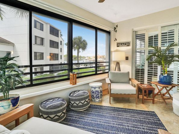 821 Oak Harbour Drive, Juno Beach FL 33408