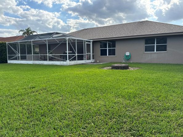215 Monterey Way, Royal Palm Beach FL 33411