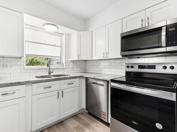 606 N 31st Court, Hollywood FL 33021