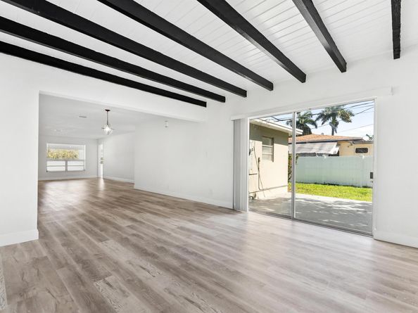 606 N 31st Court, Hollywood FL 33021