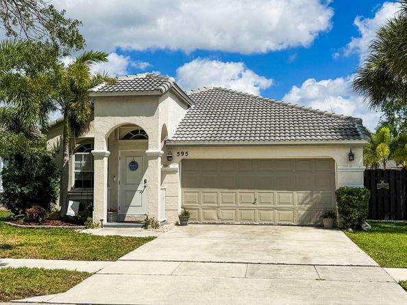 595 NW 159th Ln, Pembroke Pines FL 33028
