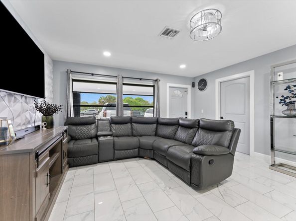 4501 N Australian Avenue, West Palm Beach FL 33407