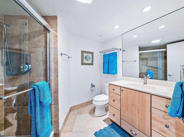 5420 N Ocean Drive 305, Singer Island FL 33404