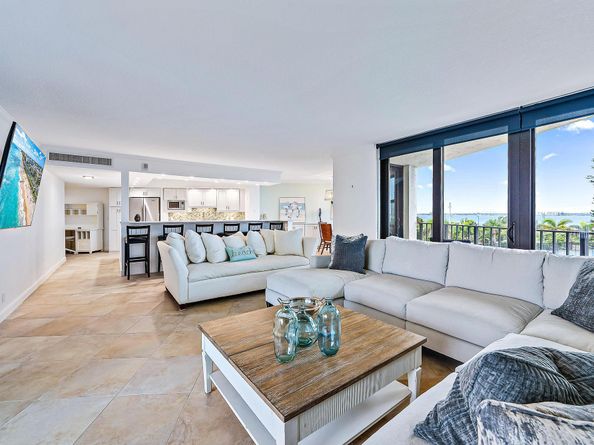 5420 N Ocean Drive 305, Singer Island FL 33404