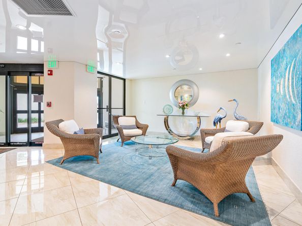 5420 N Ocean Drive 305, Singer Island FL 33404