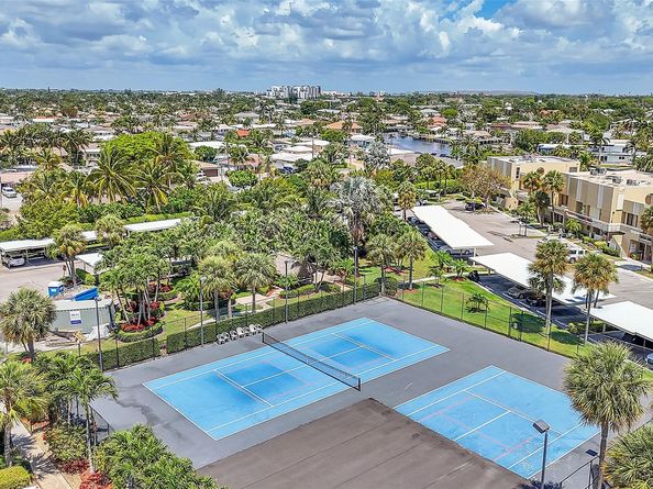 1100 SE 5 97, Pompano Beach FL 33060