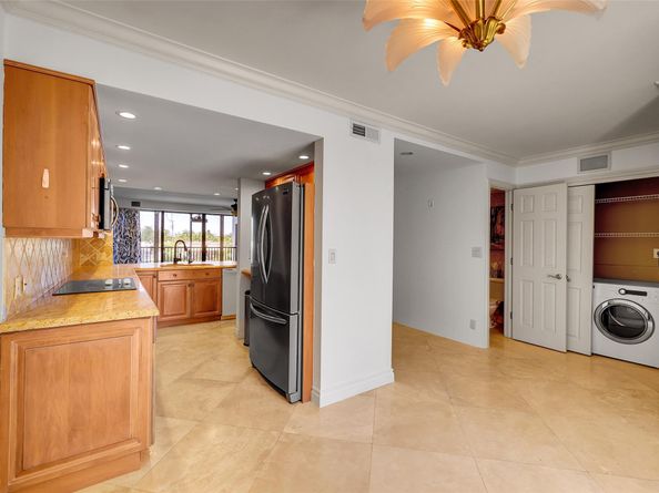 1100 SE 5 97, Pompano Beach FL 33060