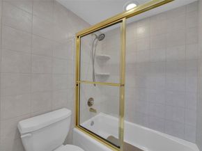 1100 SE 5 97, Pompano Beach FL 33060
