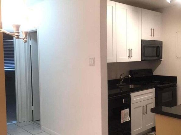 2915 Plunkett Street 11d, Hollywood FL 33020