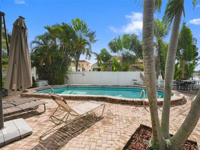 1100 Pine Dr 107, Pompano Beach FL 33060