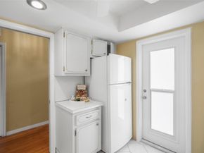 1100 Pine Dr 107, Pompano Beach FL 33060