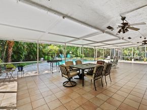6453 Abotts Mill Ave, Davie FL 33331