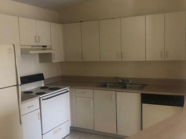 Undisclosed Address #FX-10504674, Hollywood FL 33021