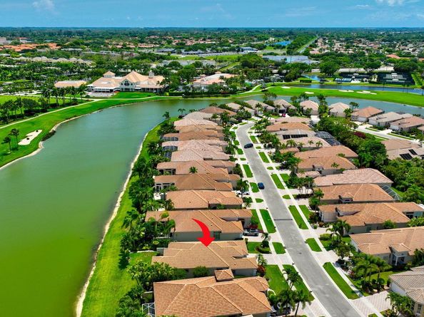 6943 Fairway Lakes Drive, Boynton Beach FL 33472