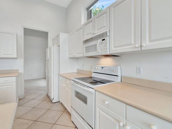 6943 Fairway Lakes Drive, Boynton Beach FL 33472