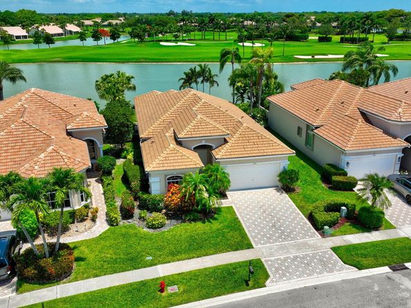 6943 Fairway Lakes Drive, Boynton Beach FL 33472