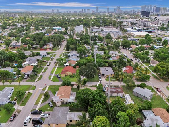 1510 S 23rd Avenue, Hollywood FL 33020