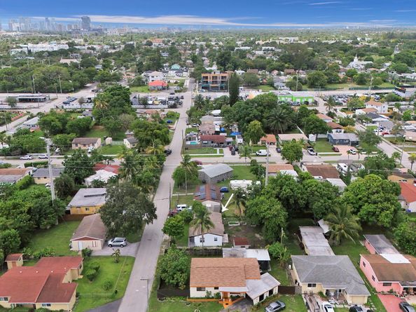 1510 S 23rd Avenue, Hollywood FL 33020