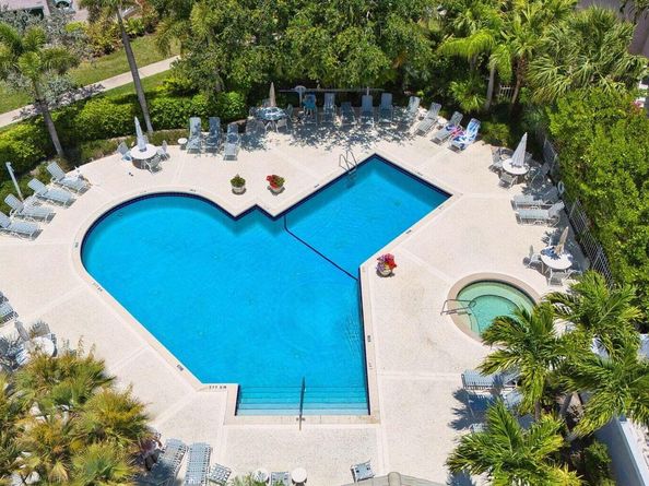 4501 Fairway Drive N, Jupiter FL 33477