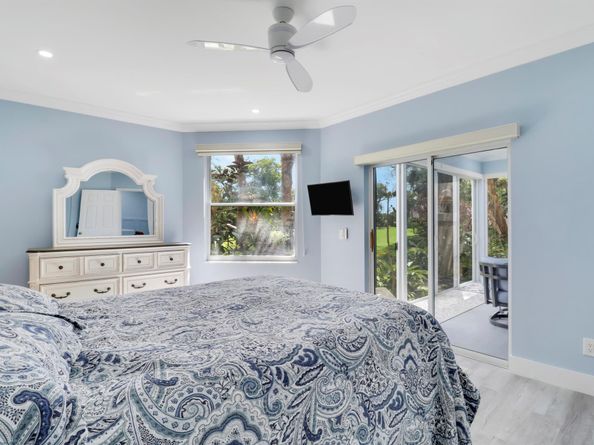 4501 Fairway Drive N, Jupiter FL 33477