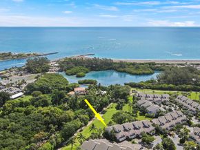 4501 Fairway Drive N, Jupiter FL 33477