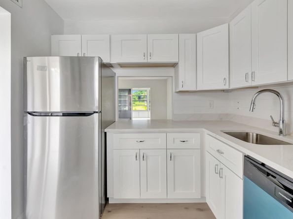 20 Abbey Lane 201, Delray Beach FL 33446
