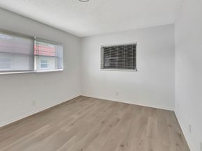 20 Abbey Lane 201, Delray Beach FL 33446
